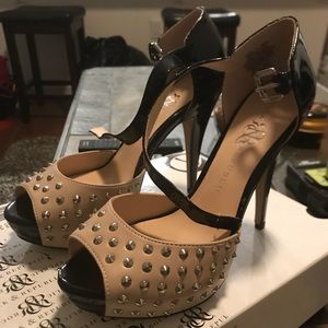 Rock & Republic Rrkurttan Heels - Size 8